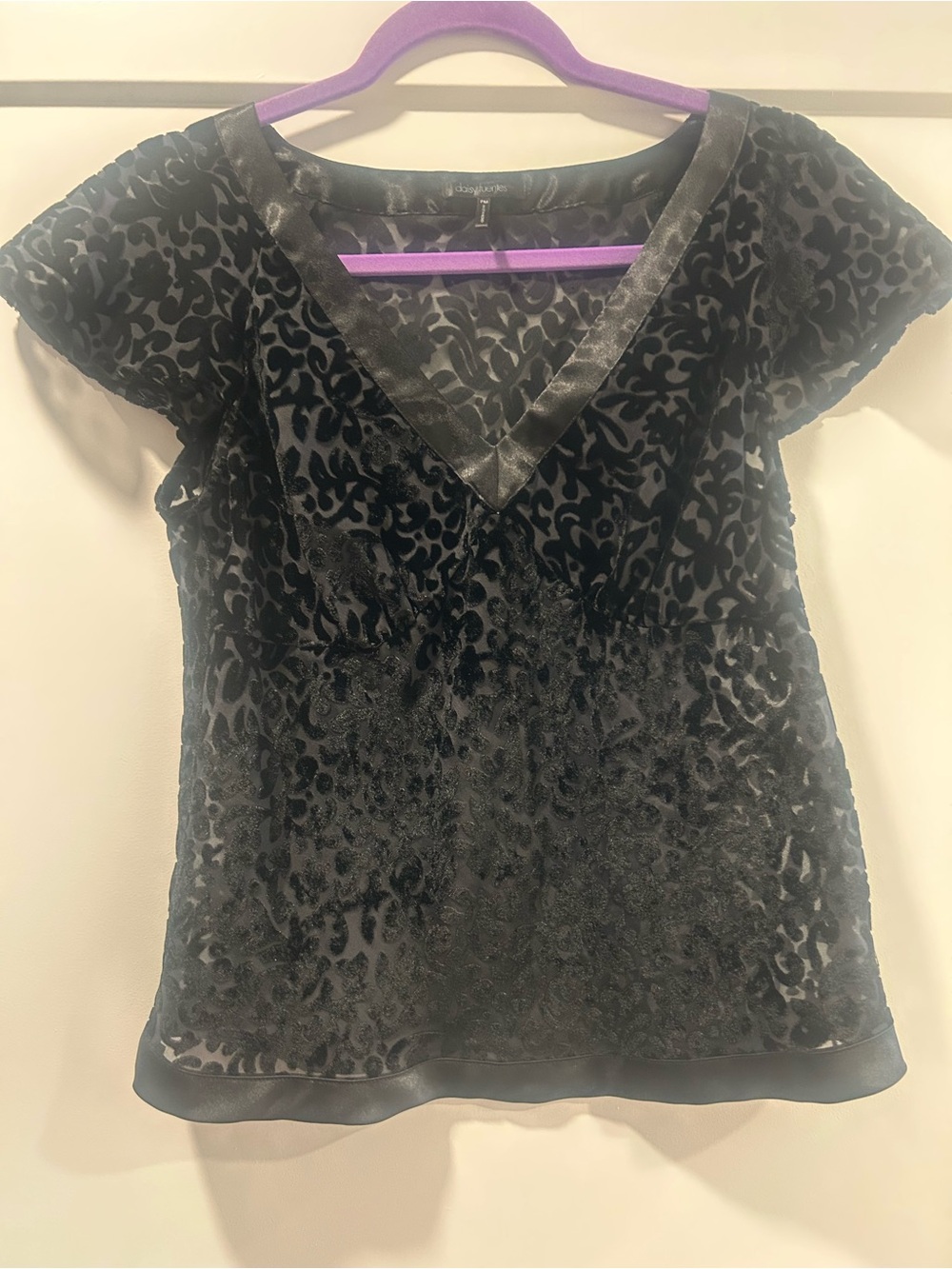 Y2K Daisy Fuentes Black Velvet Burnout V-Neck Top